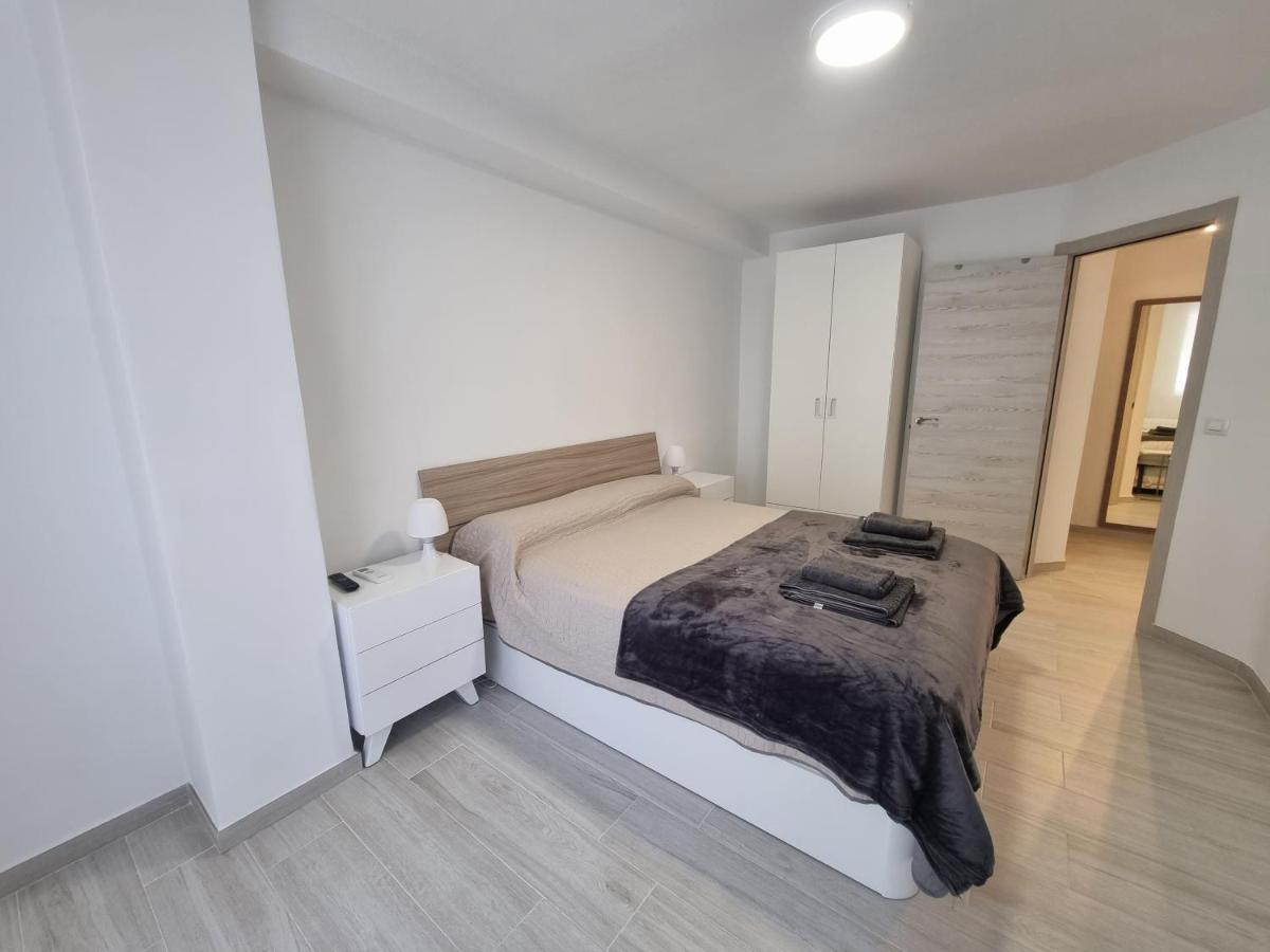 Apartamentos En Denia Frente Al Puerto! Exterior foto